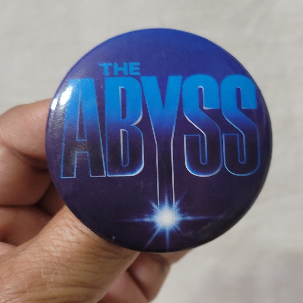 The Abyss Movie Pinback Button © 1989 Twentieth Century Fox